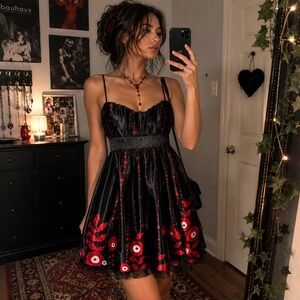 Speechless Size 9 Black Red Floral Satin Party Dress Y2K Coquette